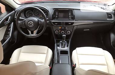 Седан Mazda 6 2015 в 