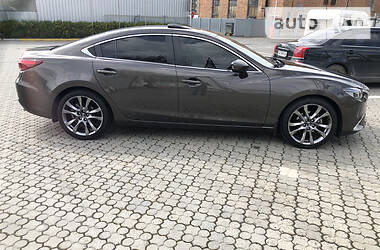 Седан Mazda 6 2015 в 