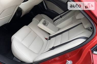 Седан Mazda 6 2015 в 