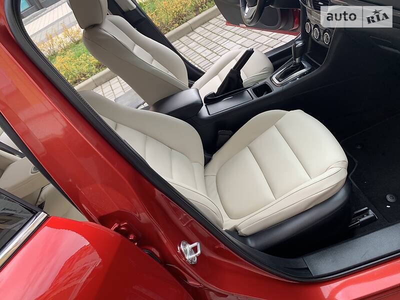 Седан Mazda 6 2015 в Івано-Франківську