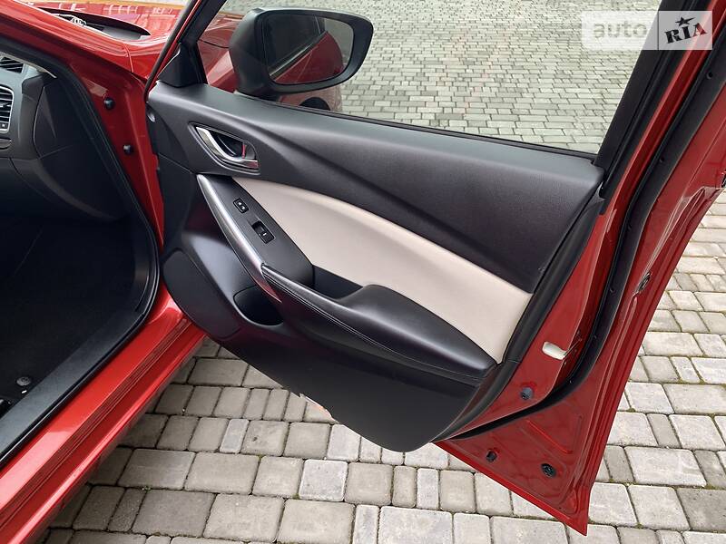 Седан Mazda 6 2015 в Івано-Франківську