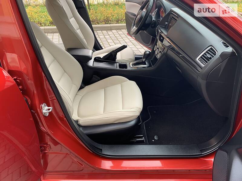 Седан Mazda 6 2015 в Івано-Франківську