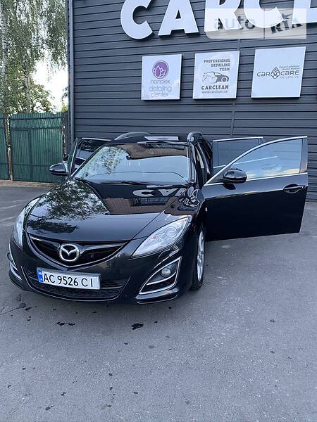 Универсал Mazda 6 2011 в Луцке