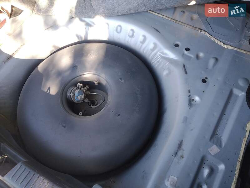 Седан Mazda 6 2005 в Гайвороні