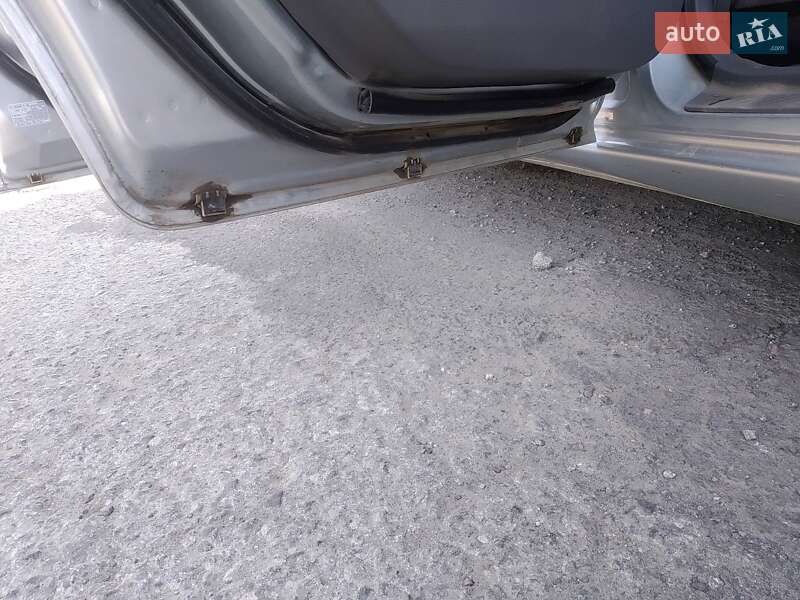 Седан Mazda 6 2005 в Гайвороне