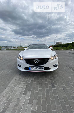 Седан Mazda 6 2015 в Ровно