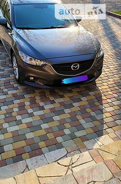 Седан Mazda 6 2015 в Виноградові