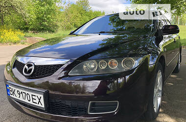 Седан Mazda 6 2005 в Ровно