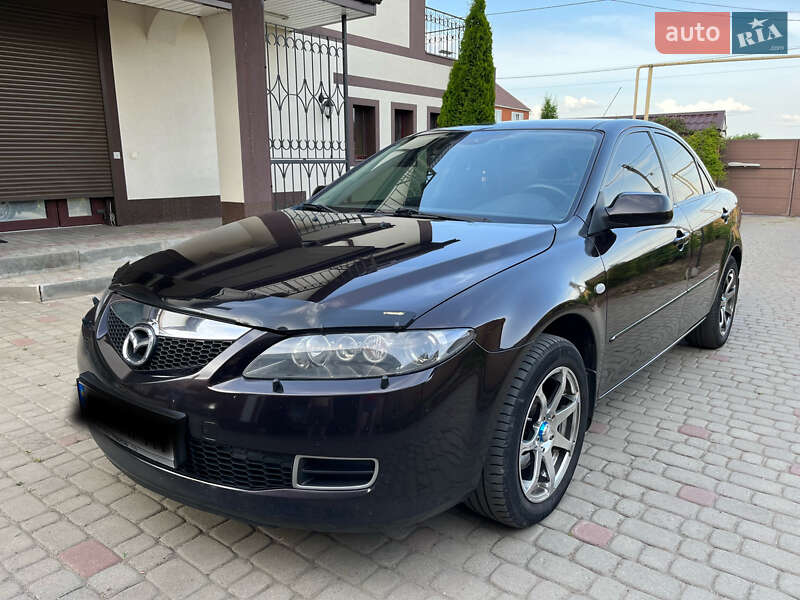 Седан Mazda 6 2006 в Днепре
