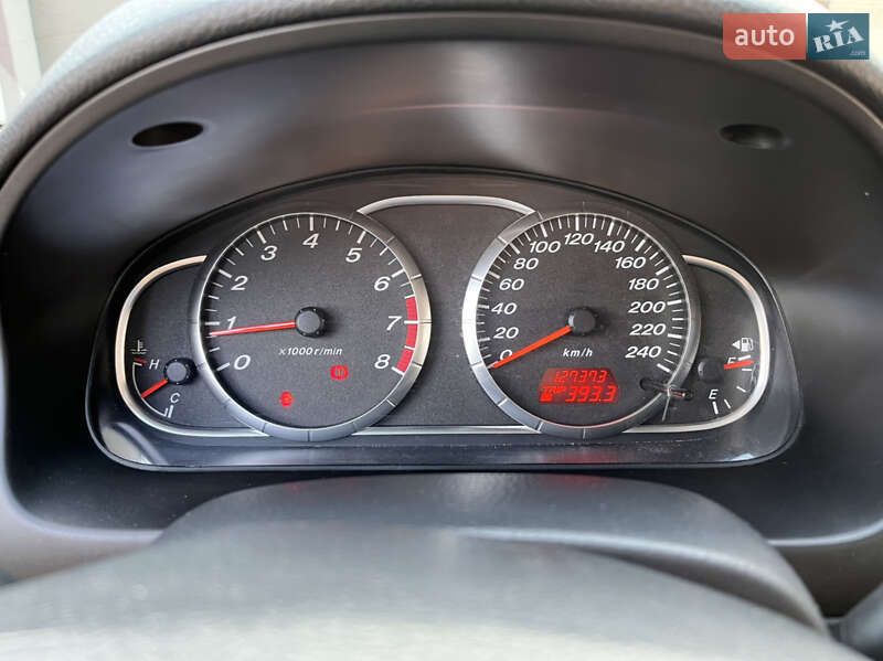 Седан Mazda 6 2006 в Днепре
