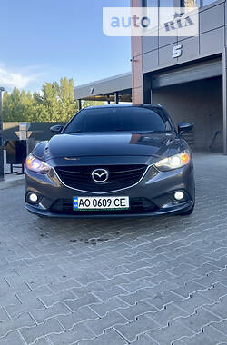 Седан Mazda 6 2013 в Берегово