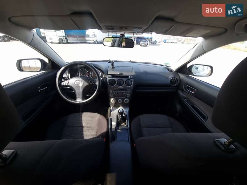 Лифтбек Mazda 6 2003 в Киеве