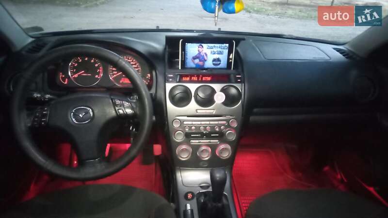 Универсал Mazda 6 2004 в Киеве