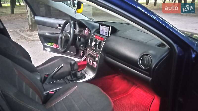Универсал Mazda 6 2004 в Киеве