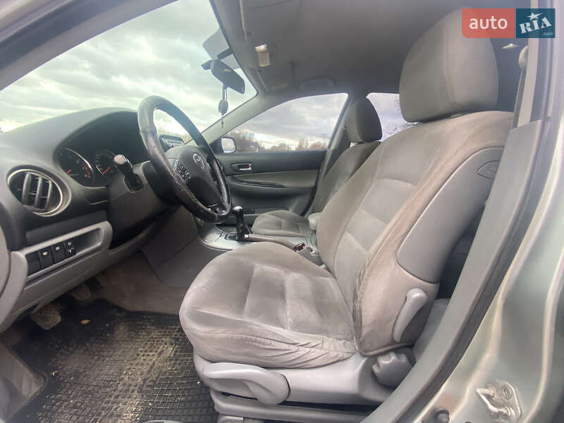 Лифтбек Mazda 6 2003 в Карловке