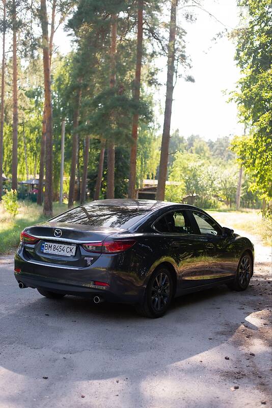 Седан Mazda 6 2015 в Глухове