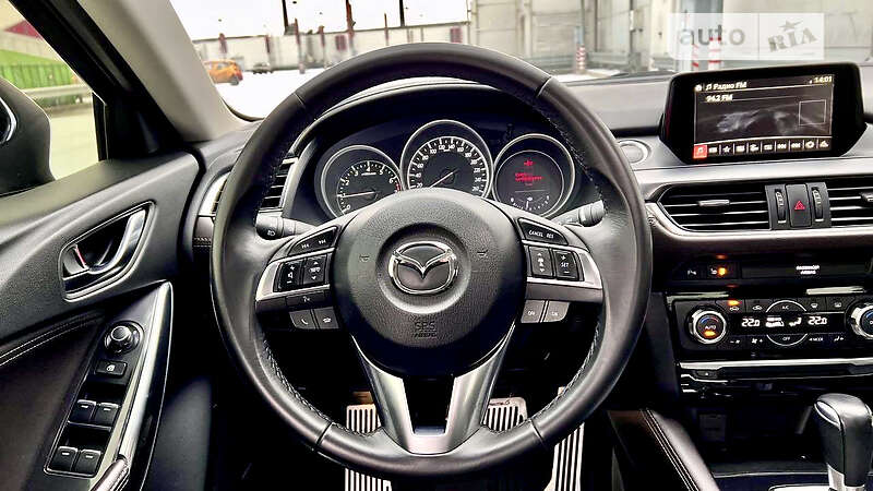 Седан Mazda 6 2016 в Киеве