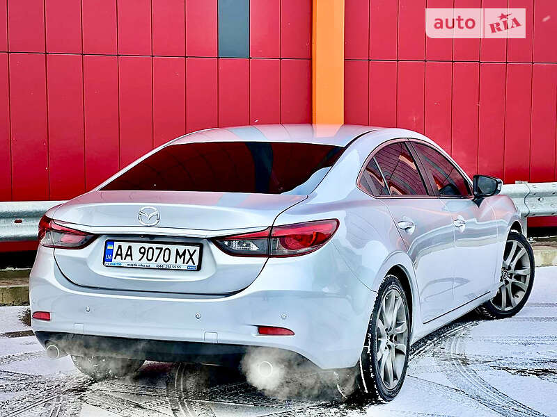 Седан Mazda 6 2016 в Киеве