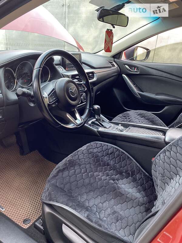 Седан Mazda 6 2016 в Кременчуге