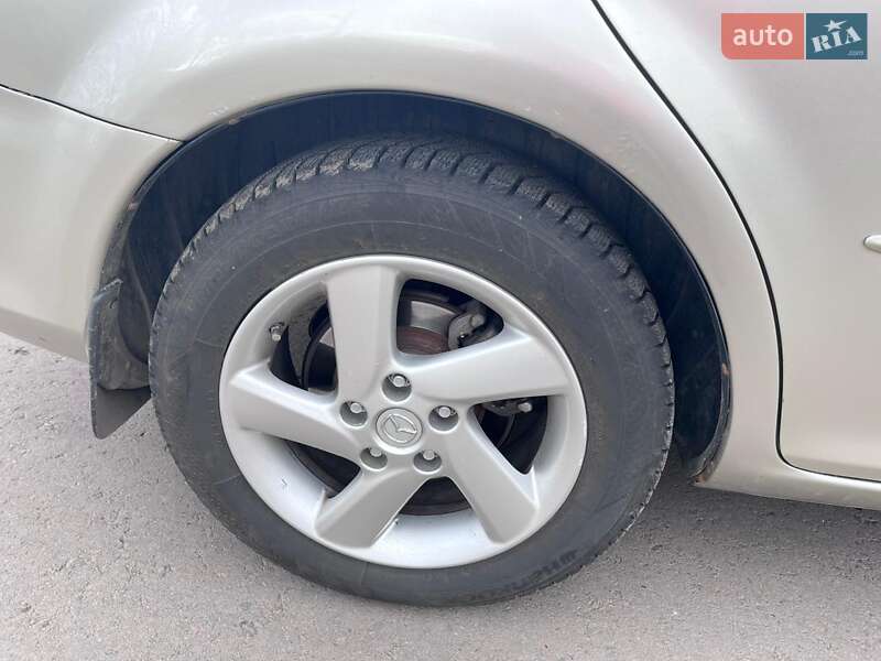Лифтбек Mazda 6 2004 в Николаеве
