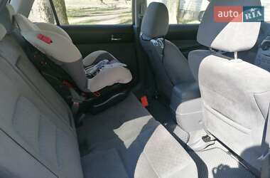 Універсал Mazda 6 2002 в Миколаєві