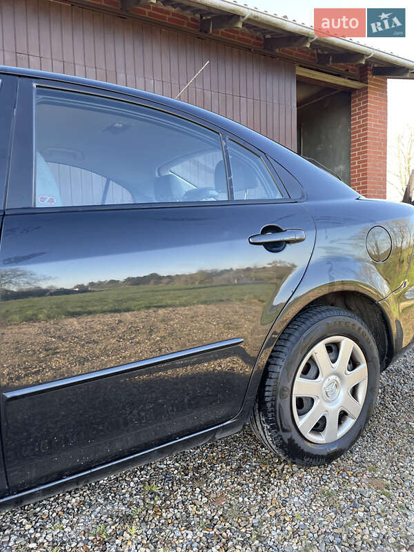 Седан Mazda 6 2005 в Тернополі