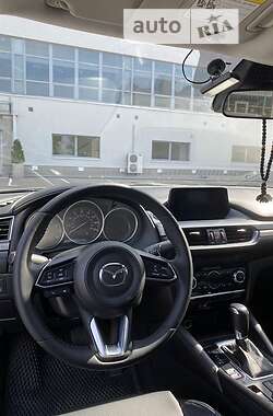 Седан Mazda 6 2016 в 