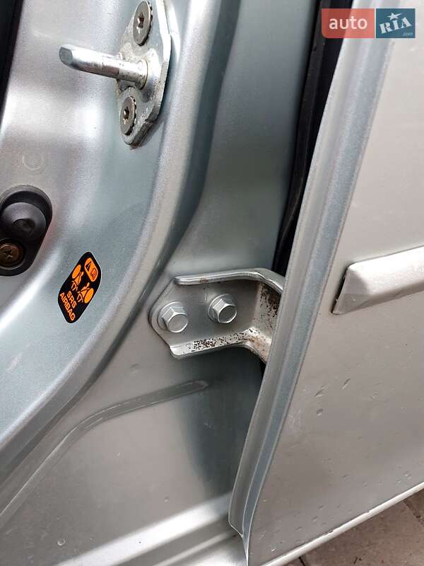 Седан Mazda 6 2005 в Киеве