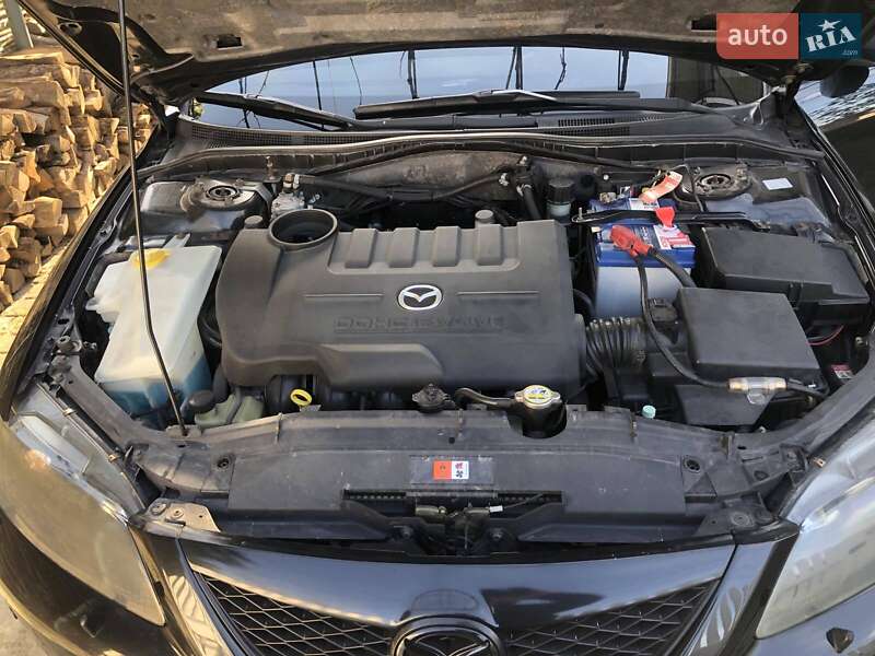 Седан Mazda 6 2005 в Днепре