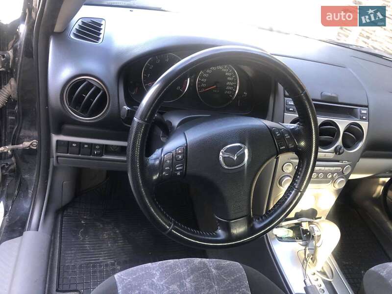 Седан Mazda 6 2005 в Днепре