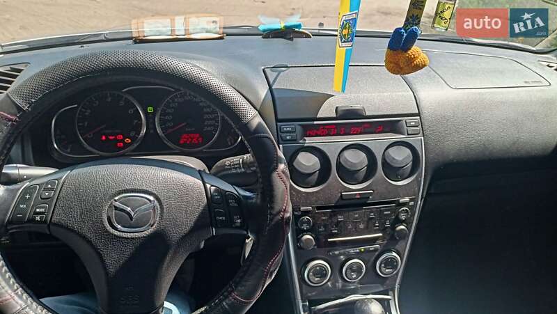 Седан Mazda 6 2005 в Днепре