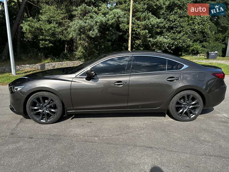 Седан Mazda 6 2015 в Кобеляках