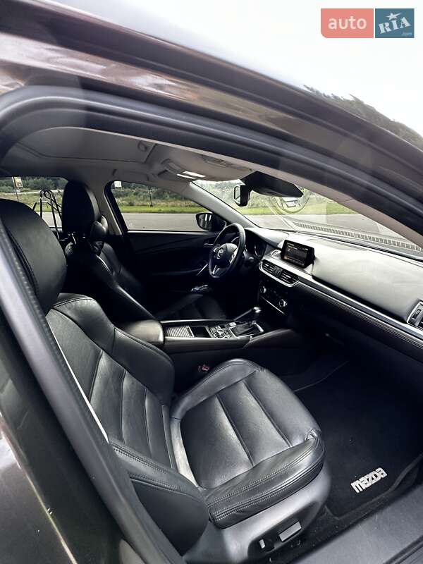 Седан Mazda 6 2015 в Кобеляках