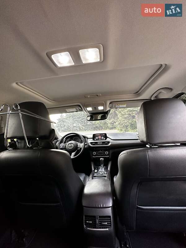 Седан Mazda 6 2015 в Кобеляках