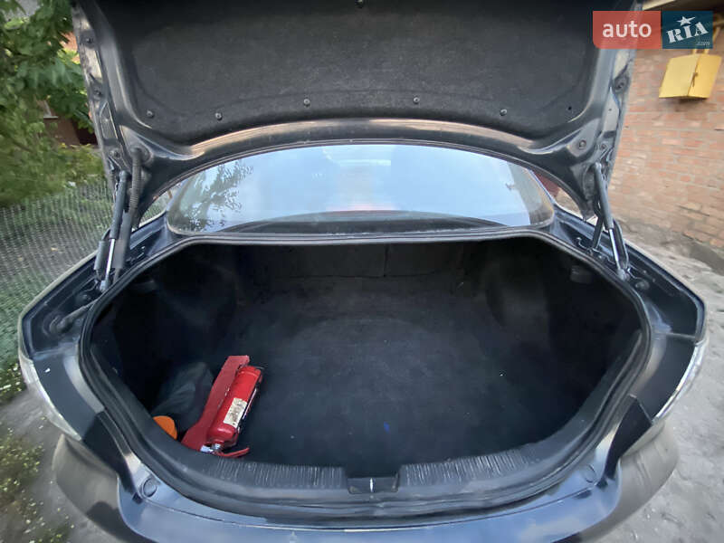 Седан Mazda 6 2003 в Виннице