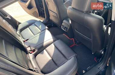 Седан Mazda 6 2012 в 