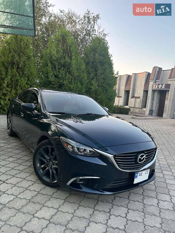 Седан Mazda 6 2016 в Павлограде