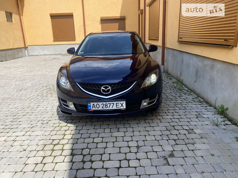 Седан Mazda 6 2008 в Берегово