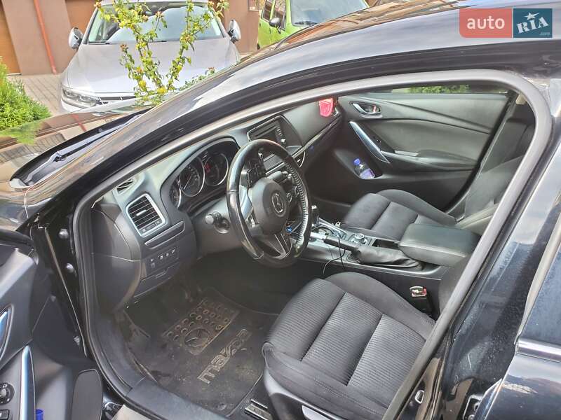 Седан Mazda 6 2013 в Ужгороді