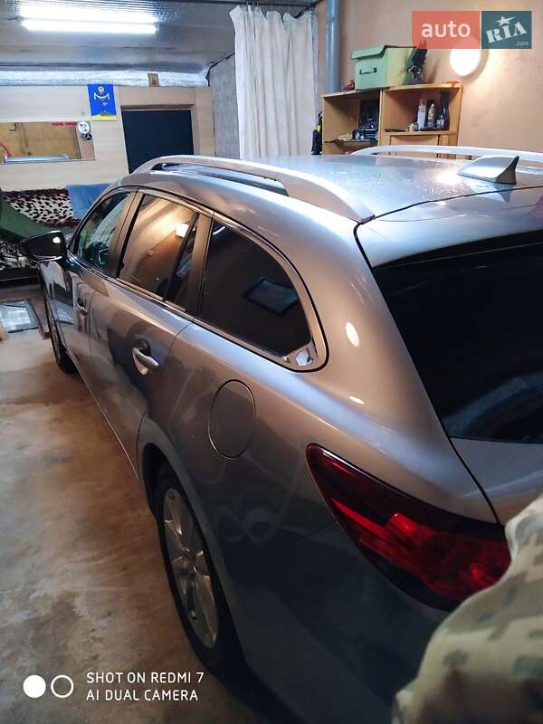 Универсал Mazda 6 2014 в Староконстантинове