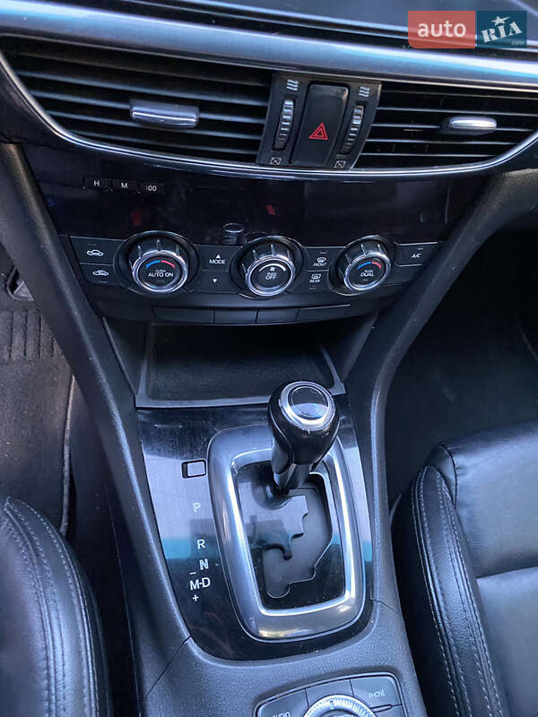 Седан Mazda 6 2013 в Кривому Розі