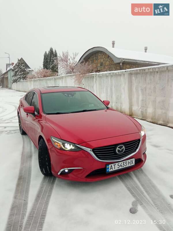 Седан Mazda 6 2015 в Надворной