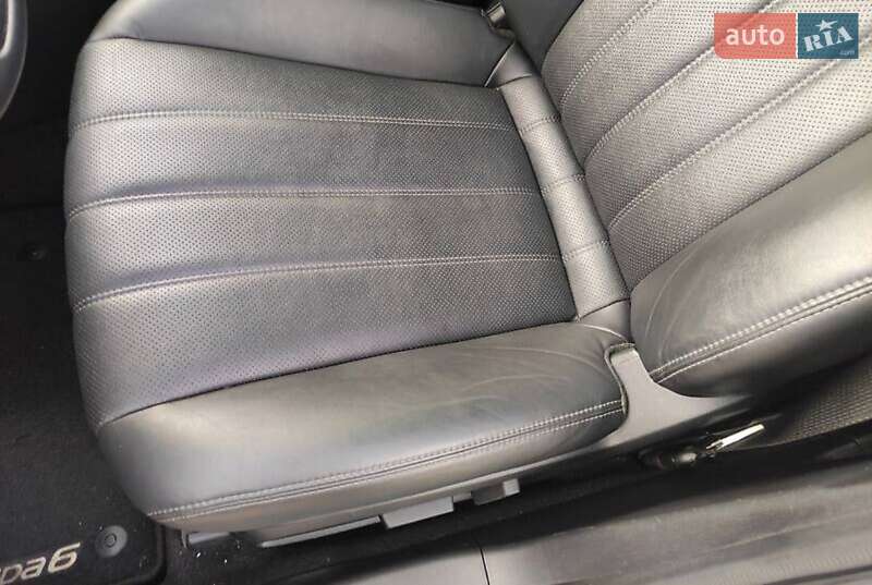 Седан Mazda 6 2019 в Киеве