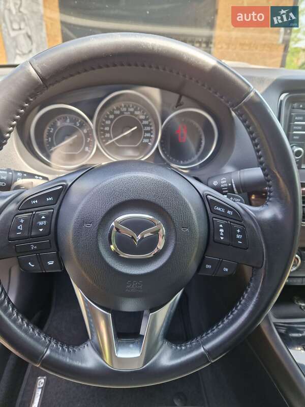Седан Mazda 6 2013 в Павлограді