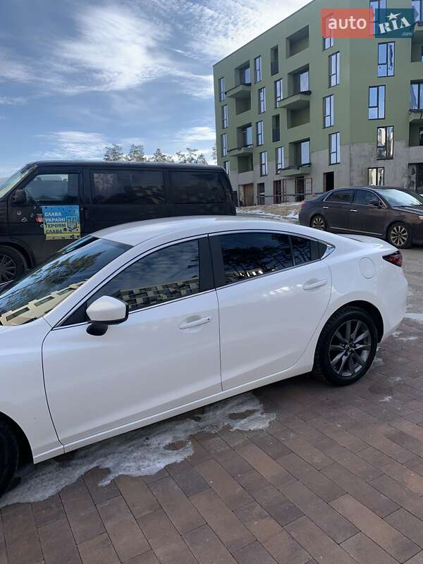 Седан Mazda 6 2020 в Киеве