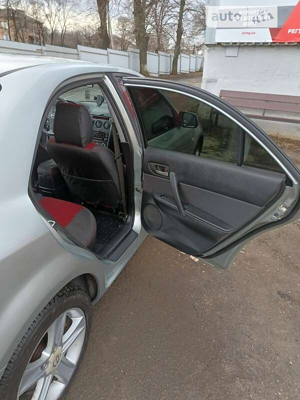 Седан Mazda 6 2006 в Карловке