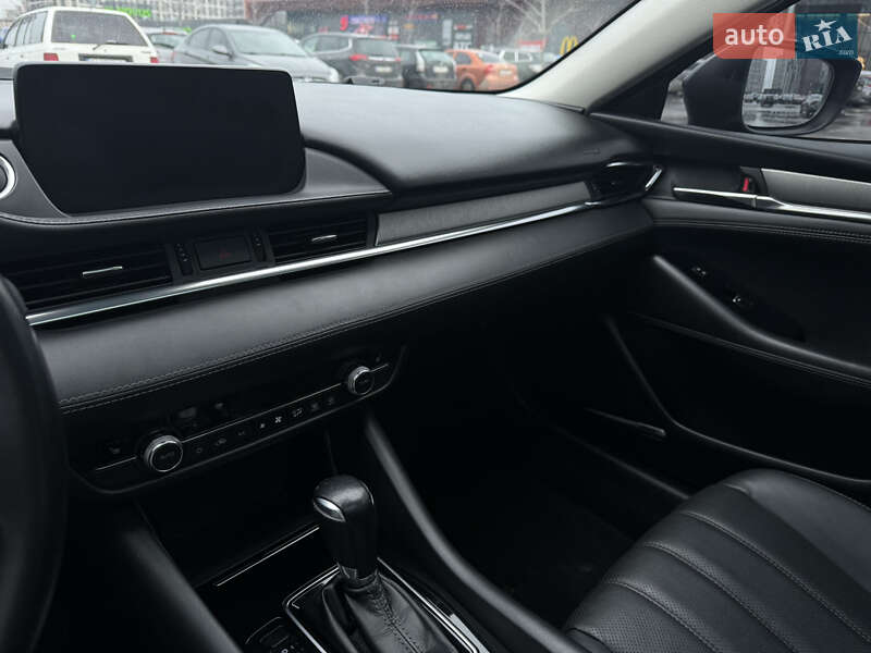 Седан Mazda 6 2019 в Киеве