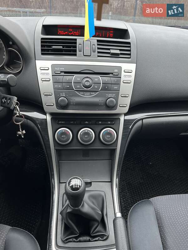 Седан Mazda 6 2009 в Ивано-Франковске