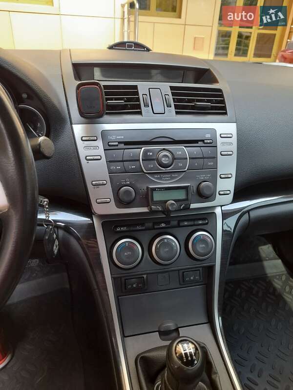 Седан Mazda 6 2008 в Киеве