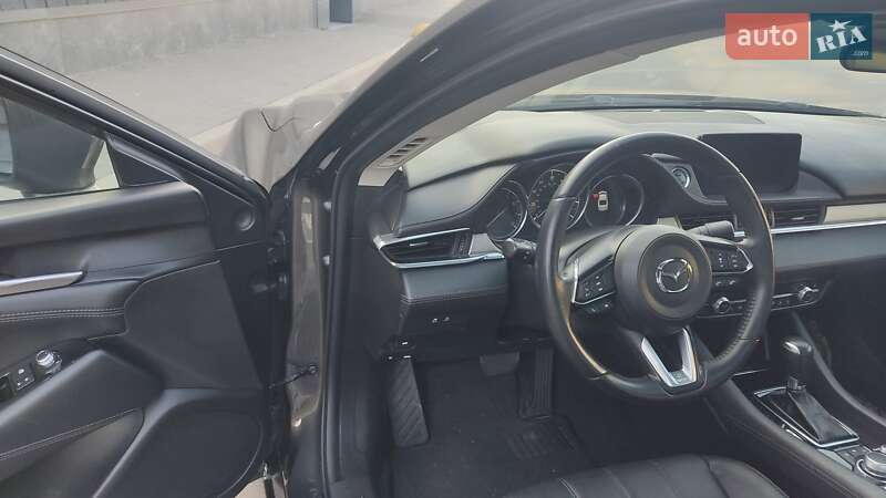 Седан Mazda 6 2018 в Днепре